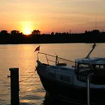 Speicher Am Ziegelsee Отель Шверин